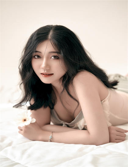 影视评论：《老板不知道的我老友季》的艺术价值与娱乐性平衡